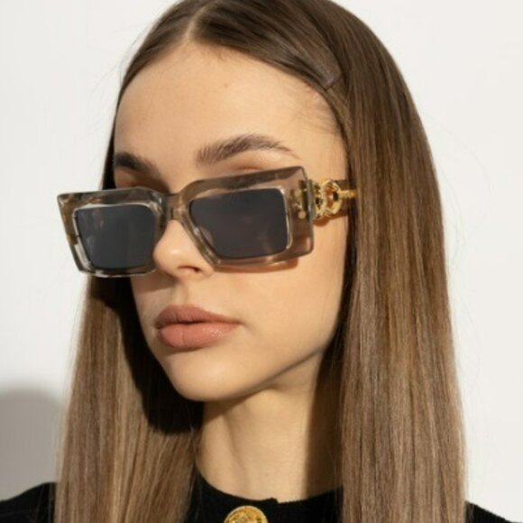 Balmain IMPERIAL BPS-145C-53 Women BRAND NEW Sunglasses Grey Crystal Rectangle - Picture 1 of 13